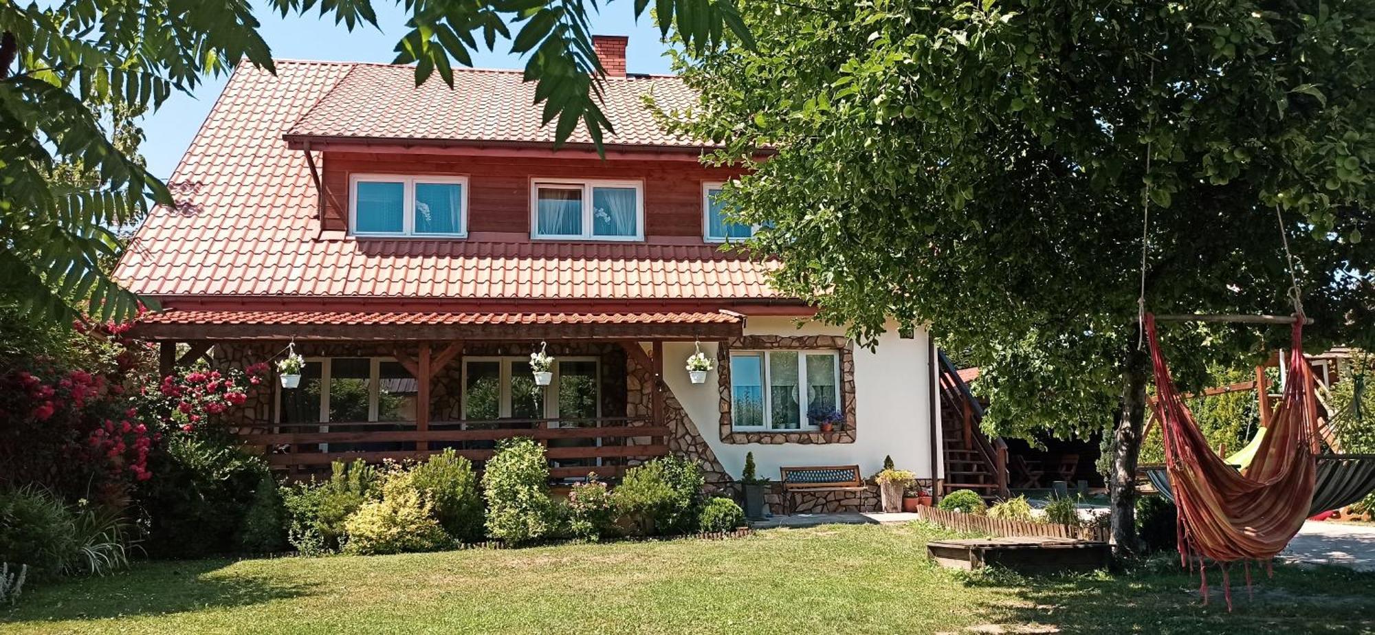 Rodzinny Zakatek "U Gluszkow" Bieszczady Myczkowce Exterior foto