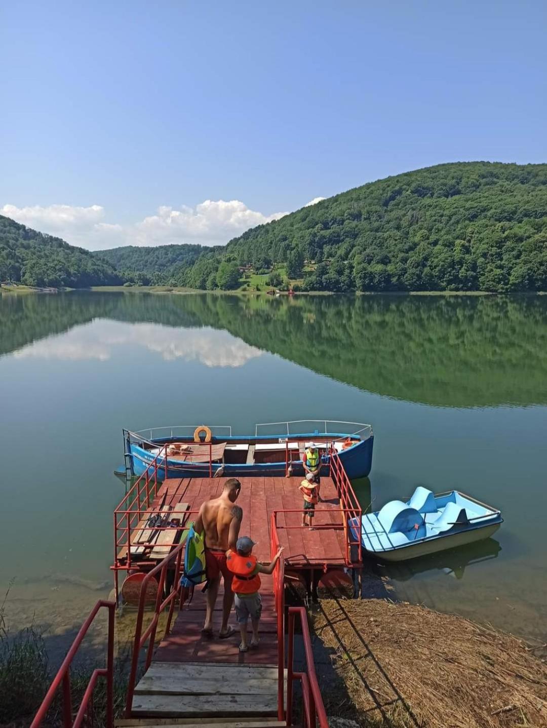 Rodzinny Zakatek "U Gluszkow" Bieszczady Myczkowce Exterior foto